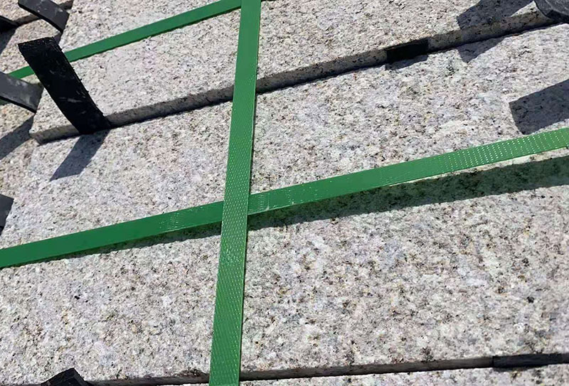 白锈石